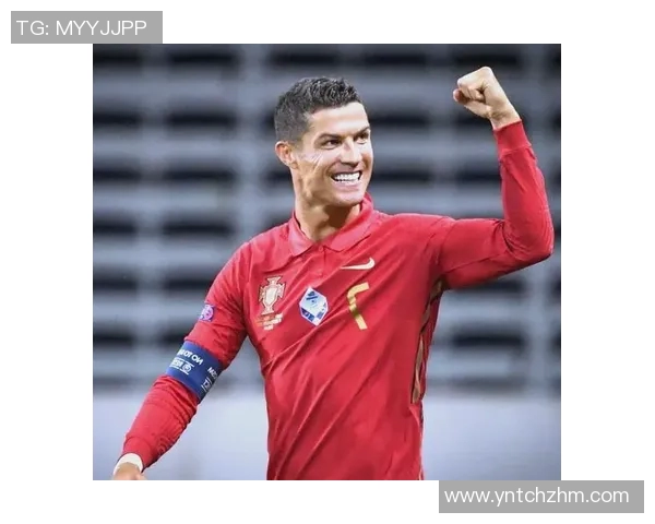 C罗作为足球明星的传奇生涯与成就探讨 C罗作为足球明星的传奇生涯与成就探讨