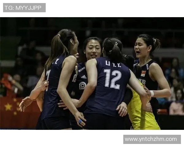 上海排球队以73分领跑杯赛积分榜展现强劲实力和夺冠希望 上海排球队以73分领跑杯赛积分榜展现强劲实力和夺冠希望