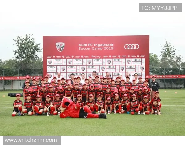 代言奥迪的足球明星们如何在绿茵场上展现品牌魅力与个人风采 代言奥迪的足球明星们如何在绿茵场上展现品牌魅力与个人风采