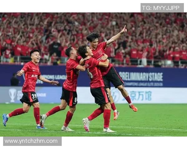 成都足球明星赛阵容揭晓球星云集引发球迷热议 成都足球明星赛阵容揭晓球星云集引发球迷热议